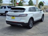 Used 2022 Lincoln Nautilus FWD image 2