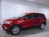 Used 2017 Ford Escape SE image 2