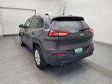 Used 2017 Jeep Cherokee Latitude image 5