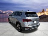 Used 2022 Volkswagen Taos SE image 3