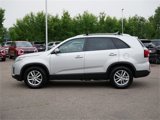 Used 2015 Kia Sorento LX image 4