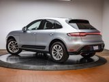 Certified 2025 Porsche Macan image 3