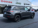 Used 2022 Jeep Grand Cherokee Altitude image 3