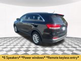 Used 2017 Kia Sorento LX image 5