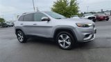 Used 2019 Jeep Cherokee Limited image 2