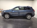 Used 2021 Jeep Cherokee Latitude image 3