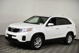 Used 2015 Kia Sorento LX image 2