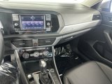 Used 2019 Volkswagen Jetta SE w/ Cold Weather Package image 4