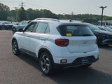 Used 2022 Hyundai Venue SEL image 5