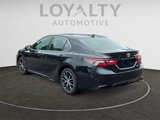 Used 2021 Toyota Camry SE image 3