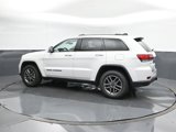 Used 2020 Jeep Grand Cherokee Limited w/ Trailer Tow Group IV image 3