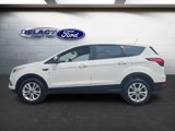 Used 2019 Ford Escape SE image 2