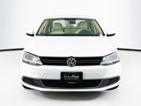 Used 2014 Volkswagen Jetta SE image 2