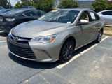 Used 2017 Toyota Camry XLE w/ Advanced Technology Package image 2