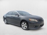 Used 2010 Toyota Camry SE image 2