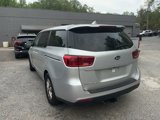Used 2019 Kia Sedona LX image 4
