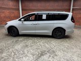 Used 2020 Chrysler Pacifica Touring-L Plus w/ Advanced Safetytec Group image 2