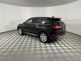 Used 2023 Lincoln Corsair AWD image 3