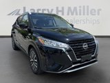 Used 2024 Nissan Kicks SV image 2