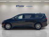 Used 2023 Chrysler Voyager LX image 3