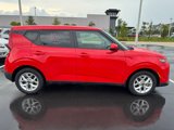 Used 2021 Kia Soul S image 3