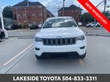 Used 2018 Jeep Grand Cherokee Laredo image 3
