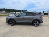 Used 2022 Ford Escape SE w/ SE Sport Appearance Package image 5