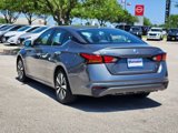 Used 2021 Nissan Altima 2.5 SV image 3