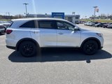Used 2019 Kia Sorento LX w/ LX Convenience Package image 5