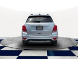 Used 2018 Chevrolet Trax LT w/ LT Convenience Package image 4