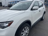 Used 2017 Nissan Rogue S image 4
