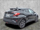 Used 2018 Toyota C-HR XLE image 3