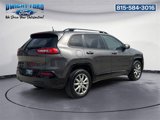 Used 2018 Jeep Cherokee Latitude image 5
