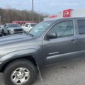Used 2013 Toyota Tacoma 4x4 Double Cab image 2