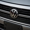 Used 2023 Volkswagen Jetta SE w/ Panoramic Sunroof Package image 3