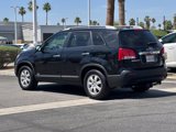 Used 2012 Kia Sorento LX w/ Third Row Pkg image 5