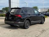 Used 2021 Volkswagen Tiguan SE image 3