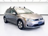 Used 2016 Volkswagen e-Golf SE w/ DC Fast Charging Package image 3
