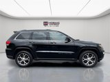 Used 2018 Jeep Grand Cherokee Limited image 2