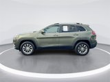 Used 2020 Jeep Cherokee Latitude Plus image 5