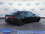 Used 2018 Jaguar XF Premium image 4