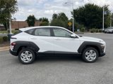 New 2026 Hyundai Kona SE image 3