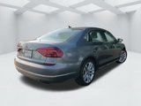 Used 2017 Volkswagen Passat 3.6 SE image 5