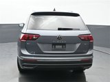 Used 2022 Volkswagen Tiguan SE w/ Panoramic Sunroof Package image 4