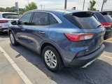 Used 2020 Ford Escape SE image 3