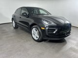 Certified 2025 Porsche Macan image 3