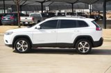Used 2021 Jeep Cherokee Limited image 2