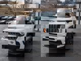 Used 2022 Jeep Renegade Sport image 3