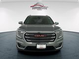 Used 2024 GMC Terrain SLT image 2