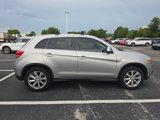 Used 2015 Mitsubishi Outlander Sport SE image 2